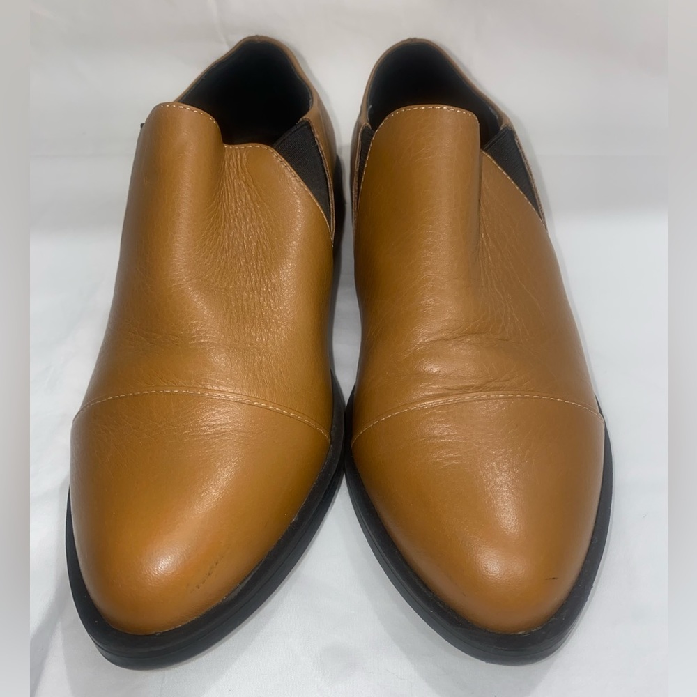 Nine West “HEYTHERE” Brown Leather Loafers